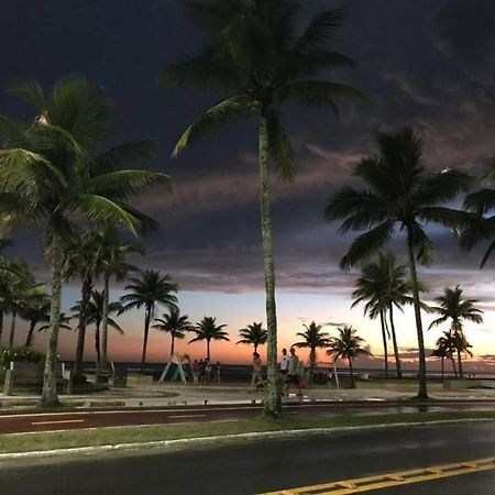 Apartamento Kit Net Pe Na Areia Praia Grande  Esterno foto